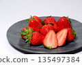 鮮紅的草莓（8） 135497384