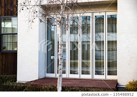 客廳窗框 客廳窗框 135498952