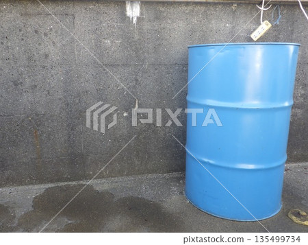 廢棄的鼓 135499734