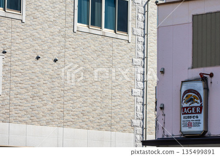 Walls that weave time Walls that weave time 135499891