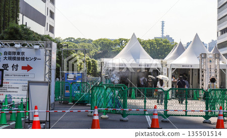 Large-scale vaccination site during the COVID-19 pandemic in 2021 Large-scale vaccination site during the COVID-19 pandemic in 2021 135501514
