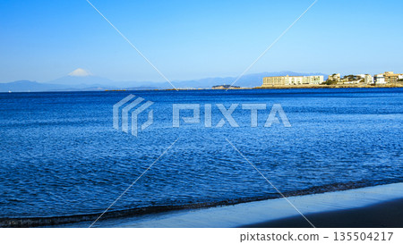 葉山町是一個色彩的海岸 135504217