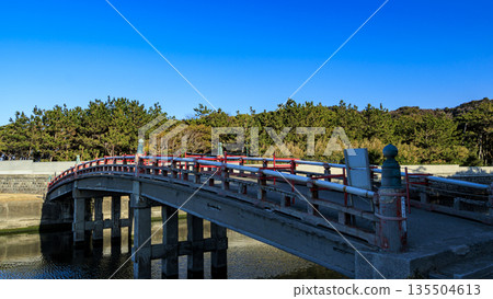 Hayama Rin-Obashi Bridge before repairs 135504613
