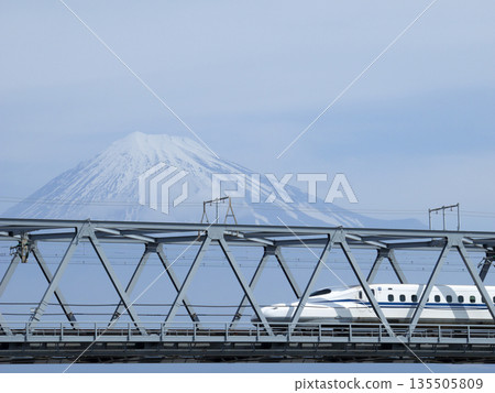 Shinkansen and Mt. Fuji covered in snow Shinkansen and Mt. Fuji covered in snow 135505809