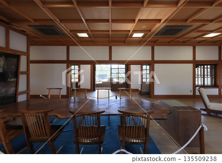 栗林花園商業產業振興館主樓二樓 135509238