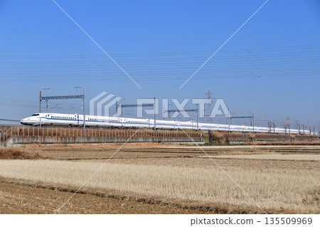 Tokaido Shinkansen, Shin-Yokohama-Odawara, JR Central, N700S series, J17 train (Tokyo) 135509969