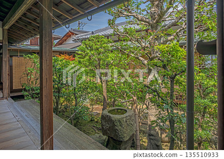 The east garden of the Hojo Garden at Shuonan Ikkyu-ji Temple in Kyoto 135510933