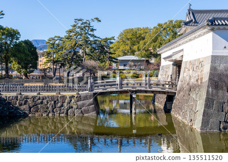 方形銅門，附內隔板 135511520