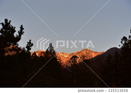 Senjojiki Cirque in the Central Alps bathed in the morning glow 135511658