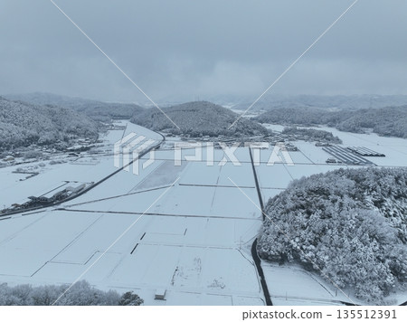 無人機航拍岐阜市彥坂市雪景 無人機航拍岐阜市彥坂市雪景 135512391
