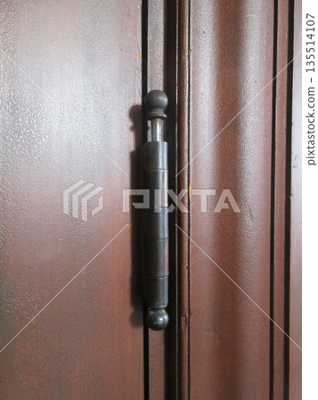 Retro, heavy hinges used in Taisho-era buildings Retro, heavy hinges used in Taisho-era buildings 135514107