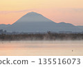 Mount Mikami at sunrise as seen from Lake Kihamauchi 135516073