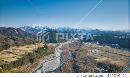 Scenery around the Hayatsuki River flowing through eastern Toyama Prefecture Scenery around the Hayatsuki River flowing through eastern Toyama Prefecture 135516431