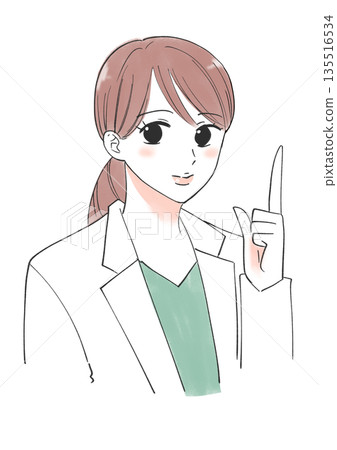 身穿白大褂的女子指著 身穿白大褂的女子指著 135516534