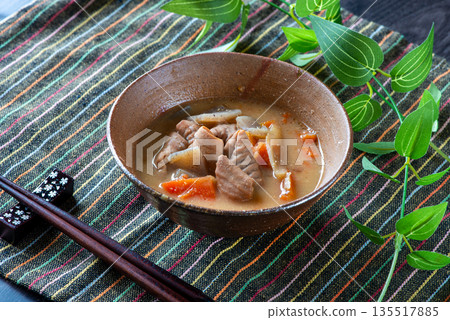 味噌燉內臟 135517885