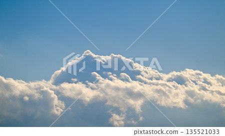 Cloudy sky Cloudy sky 135521033