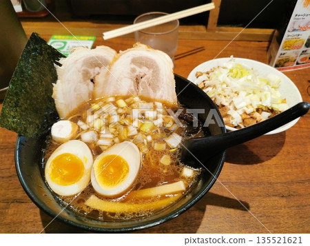 ramen ramen 135521621