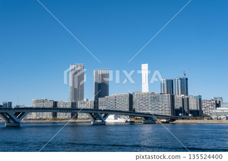 Toyosu Bridge and high-rise apartment buildings in the Tokyo Bay Area Toyosu Bridge and high-rise apartment buildings in the Tokyo Bay Area 135524400