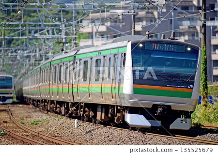 東海道線 真鶴 JR 東日本 E233 系列 3000 系列 E-62 列車（神津） 135525679