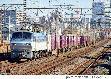 Tokaido Line Sagami Freight JR Freight EF66-101 (Suita) Tokaido Line Sagami Freight JR Freight EF66-101 (Suita) 135527123
