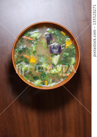 味噌湯_餐桌 135528271