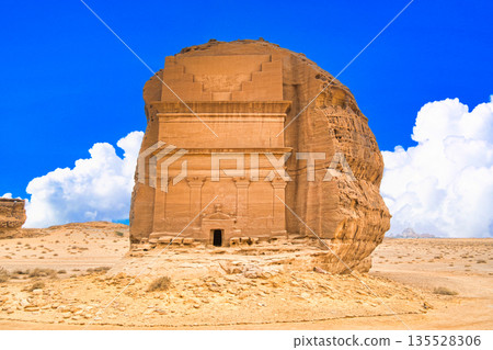 Spectacular views of the archaeological site of Mada'in Saleh Spectacular views of the archaeological site of Mada'in Saleh 135528306