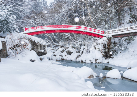 湯森谷（冬季）：紅葉橋 135528358