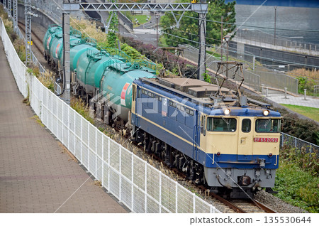 東海道本線，櫻木町-東-高島，JR 貨運，EF65-2092（新鶴見） 135530644