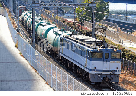 東海道本線,櫻木町-東-高島,JR 貨運,EF65-2094(新鶴見) 東海道本線,櫻木町-東-高島,JR 貨運,EF65-2094(新鶴見) 135530695
