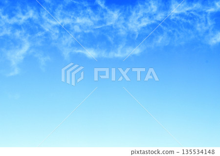 清爽的藍天自由空間圖像（修復照片） 135534148