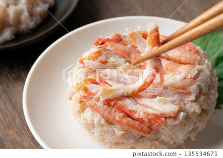 Close-up of delicious boiled red snow crab 135534671