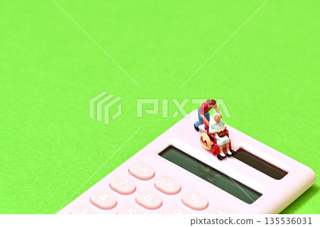 Investment NISA Asset Management Savings Medical Expenses Nursing Care Expenses Image Investment NISA Asset Management Savings Medical Expenses Nursing Care Expenses Image 135536031