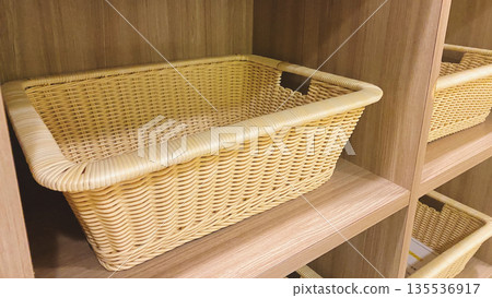 Hot spring basket Hot spring basket 135536917