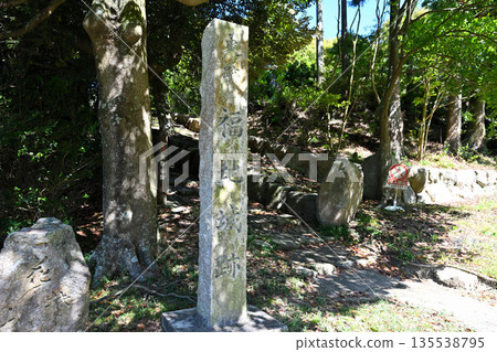 位於三重縣伊賀市的福地城遺址，現已開發為芭蕉公園。 135538795