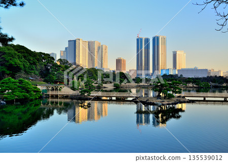 Hama-rikyu Gardens in winter. Redevelopment is underway in the Kachidoki and Toyomi areas. Hama-rikyu Gardens in winter. Redevelopment is underway in the Kachidoki and Toyomi areas. 135539012