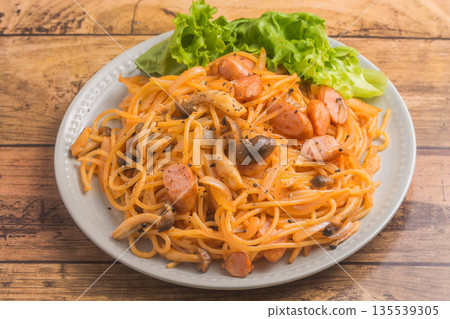 Spaghetti Naporitan 135539305