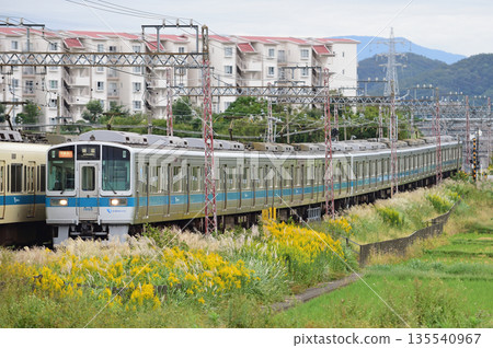 小田急小田原線、伊勢原鶴卷溫泉、小田急1000系列、1055號列車 小田急小田原線、伊勢原鶴卷溫泉、小田急1000系列、1055號列車 135540967