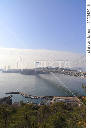 從穴羽稻荷神社眺望瀨戶內海 從穴羽稻荷神社眺望瀨戶內海 135542646