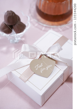 Valentine's Day image: gift box and chocolates Valentine's Day image: gift box and chocolates 135544200