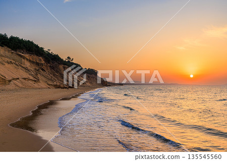 Winter Gan-no-su Sand Dunes and sunset at low tide, Fukuoka City, Fukuoka Prefecture 135545560