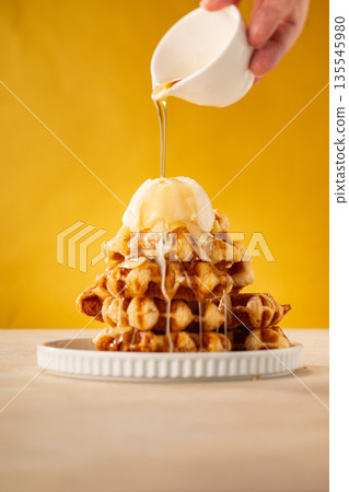 華夫餅 冰淇淋 香草冰淇淋 135545980