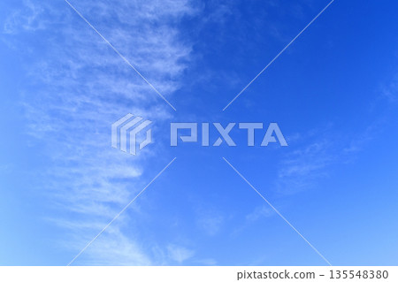 Refreshing blue sky Free space image (Fix photo) Refreshing blue sky Free space image (Fix photo) 135548380