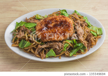 Fried soba croquette 135549694