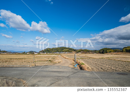 冬季的飛鳥村：奈良縣蕭瑟的鄉村景色 135552387