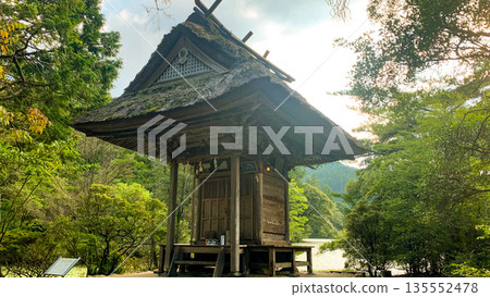 八女市星野村中島弁財天神社 八女市星野村中島弁財天神社 135552478