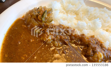 咖啡店的特色牛肉咖哩 咖啡店的特色牛肉咖哩 135553186