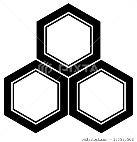 這是松風正孝的家徽，名為三棱龜甲紋。 135553508