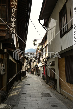 The hot spring townscape of Shibu Onsen in autumn (Yamanouchi Town, Nagano Prefecture) The hot spring townscape of Shibu Onsen in autumn (Yamanouchi Town, Nagano Prefecture) 135554899