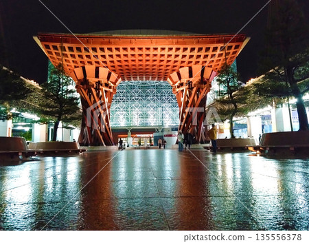 The illuminated Tsuzumimon Gate at Kanazawa Station The illuminated Tsuzumimon Gate at Kanazawa Station 135556378