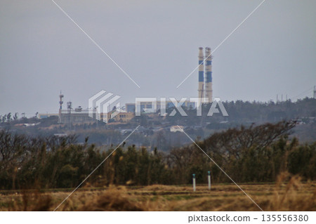 使用長焦距鏡頭拍攝的滋賀核電廠 使用長焦距鏡頭拍攝的滋賀核電廠 135556380